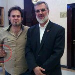 یک هوادار استقلالی در کنار رویانیان