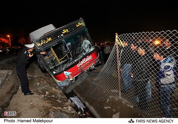 چپ کردن بی آر تی در خیابان خاوران