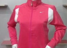 گرم کن دخترانه بر تن بازیکنان تیم ملی