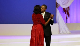 رقص اوباما و همسرش